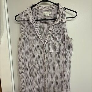 Liz Claiborne Purple and Black Patterned Top
